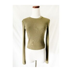 Ribbed Army Green Cropped Long Sleeve Shirt from Berlin Small